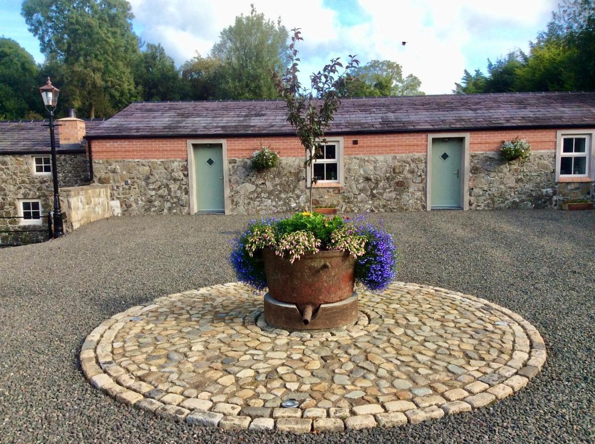 Millbrae Lodges Belfast Exteriör bild