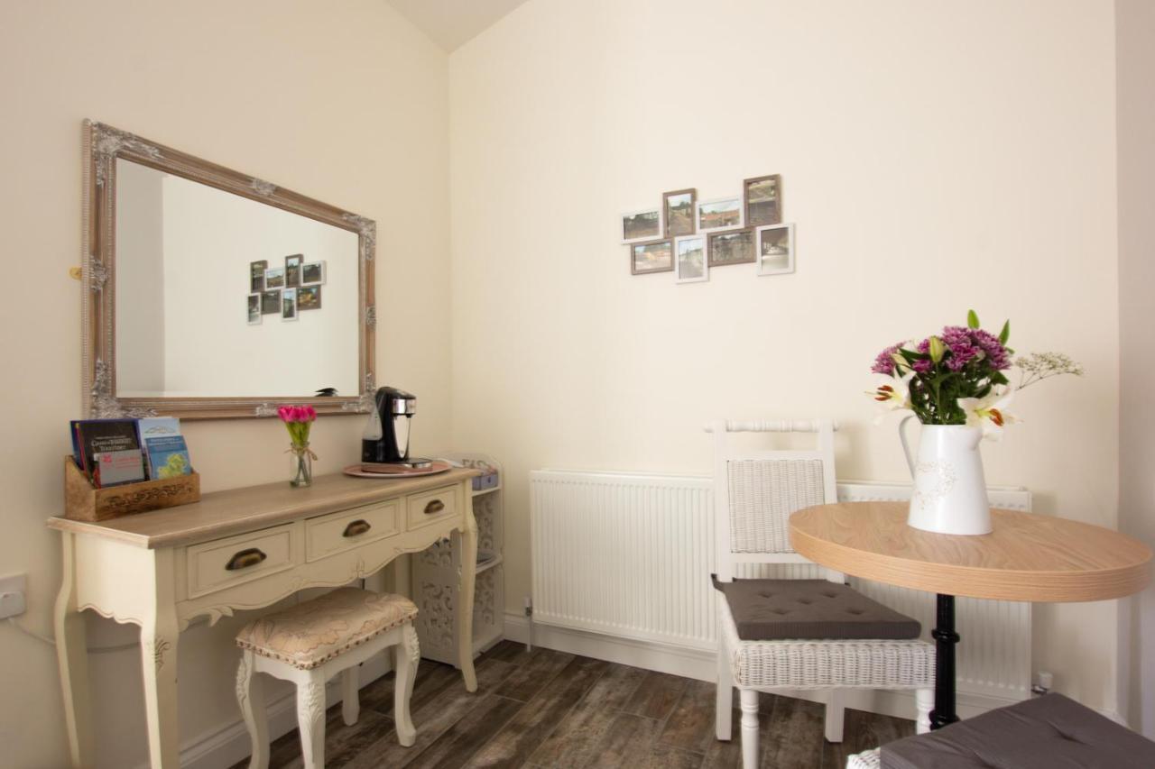 Millbrae Lodges Belfast Exteriör bild